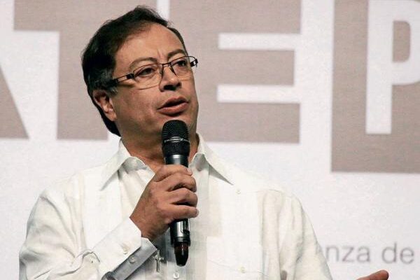 Las propuestas que ni fu ni fa de Petro.