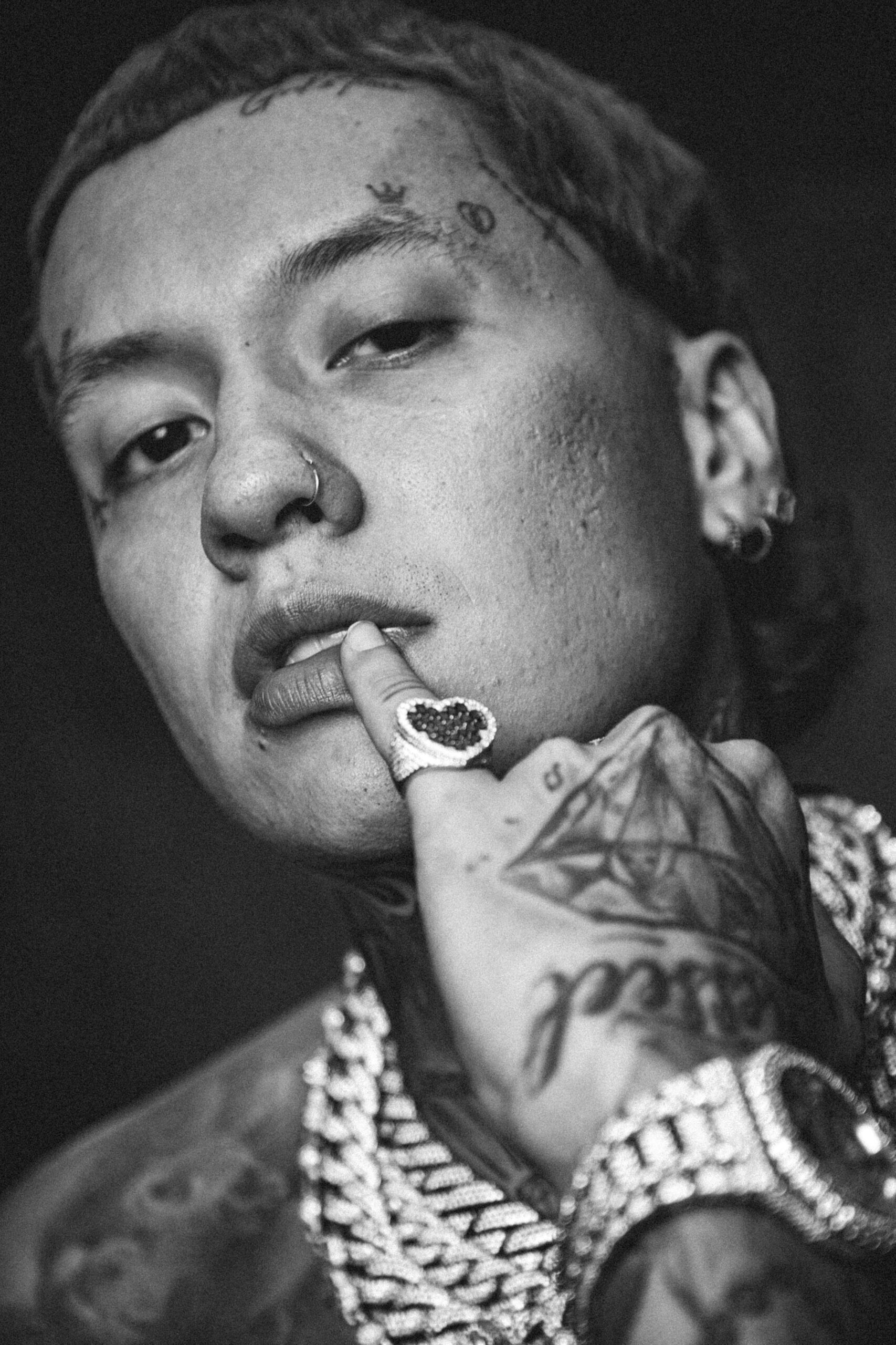 Blessd lanza EL MEJOR HOMBRE DEL MUNDO